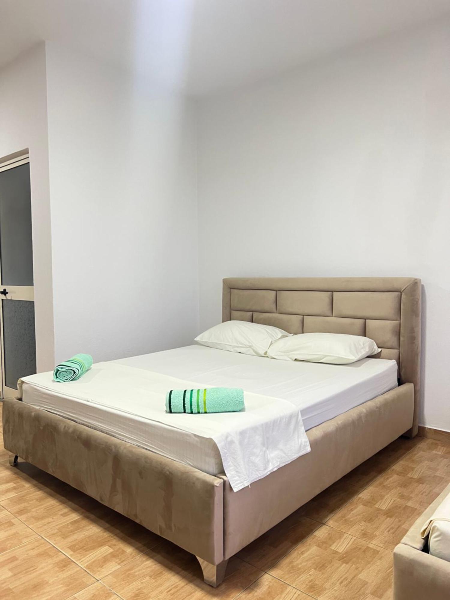 דורס Guesthouse Cami מראה חיצוני תמונה