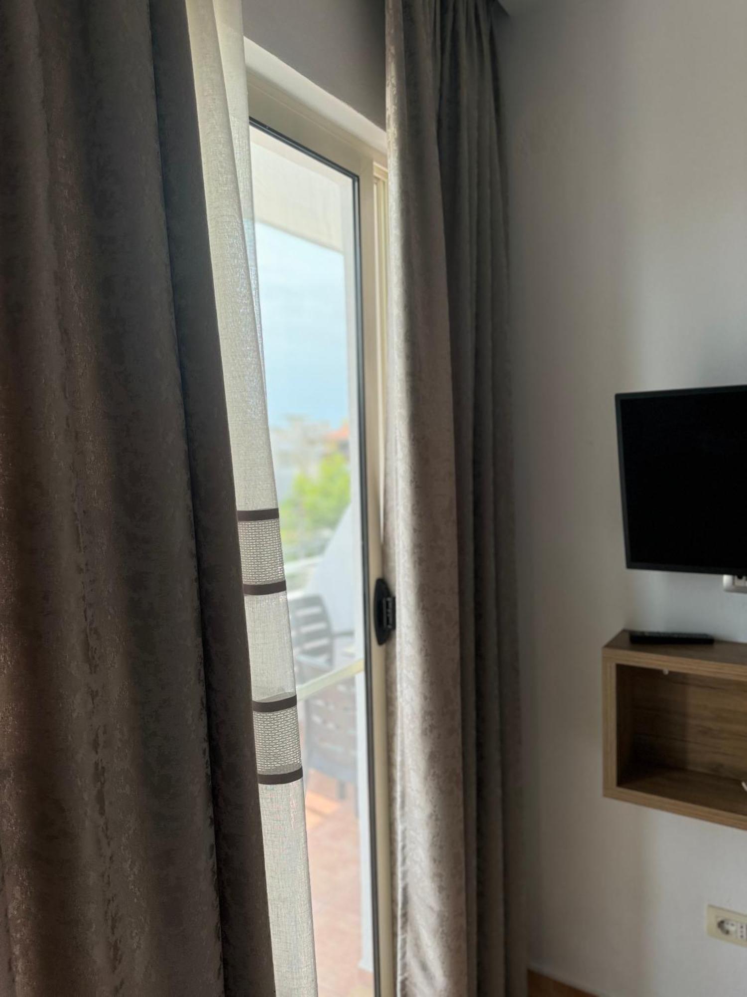 דורס Guesthouse Cami מראה חיצוני תמונה